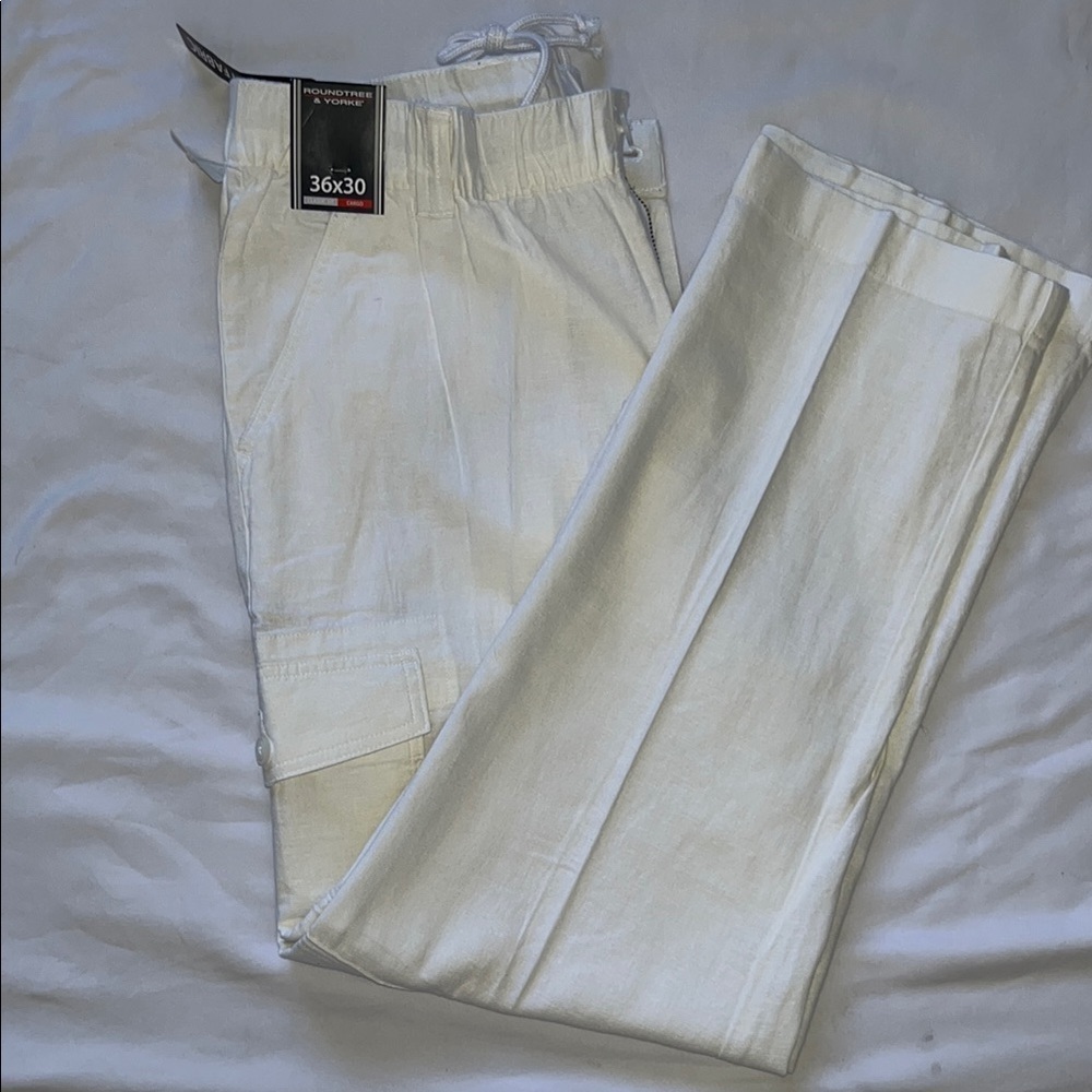 Roundtree & Yorke White Cargo Pants Utility Style - Picture 10 of 12